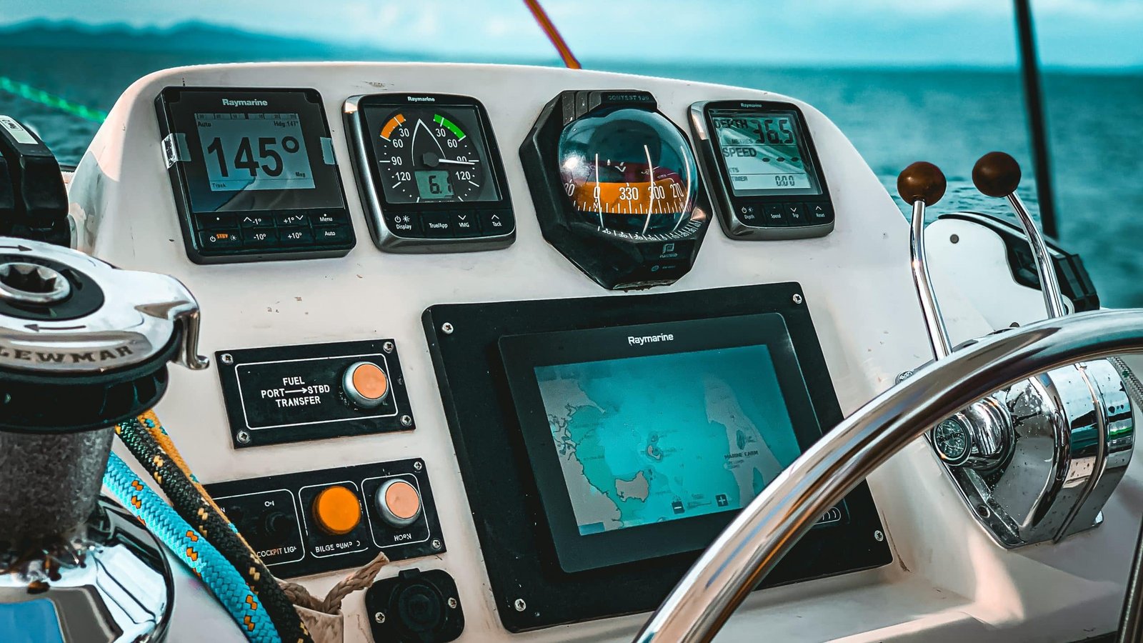 news/advantages-of-installing-a-boat-gps-tracker