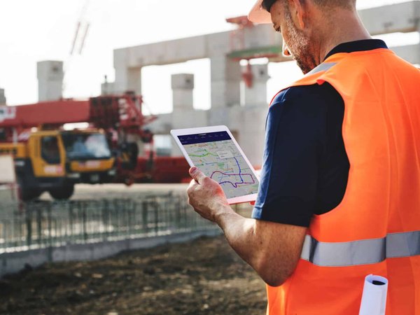 news/why-every-business-needs-gps-tracking-devices-for-their-vehicles-and-assets